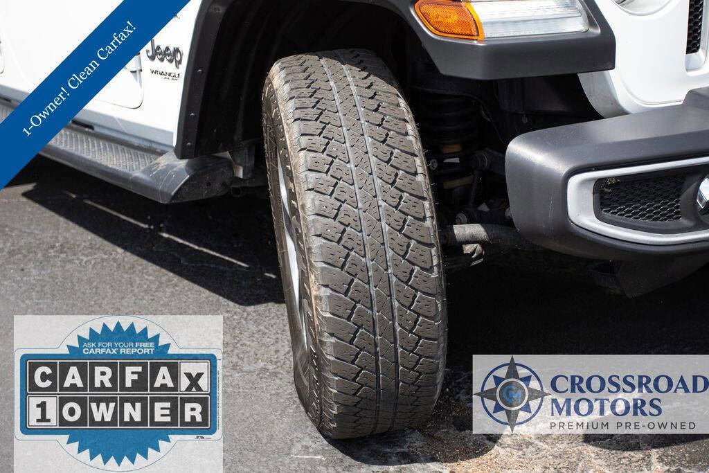 Used 2019 Jeep Wrangler Unlimited Sahara w/ Safety Group image 12