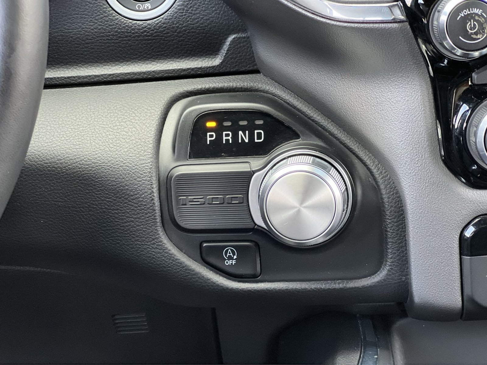 Used 2024 RAM 1500 Laramie image 20