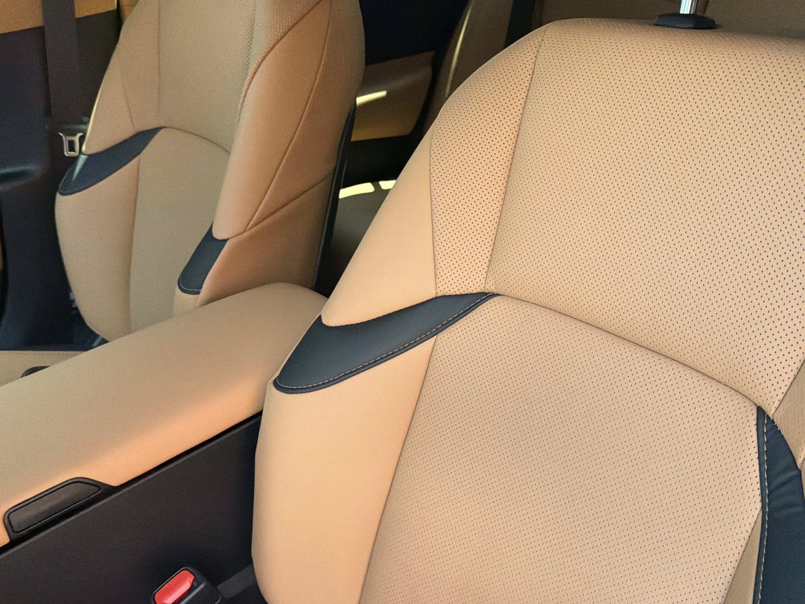 Used 2025 Lexus ES 350 w/ Premium Package FWD image 18