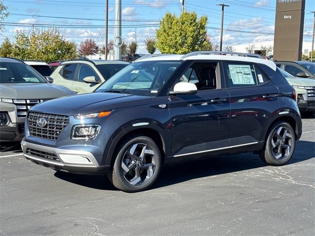 New 2026 Hyundai Venue SEL image 2