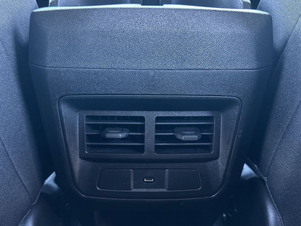 Used 2026 GMC Canyon Elevation image 21