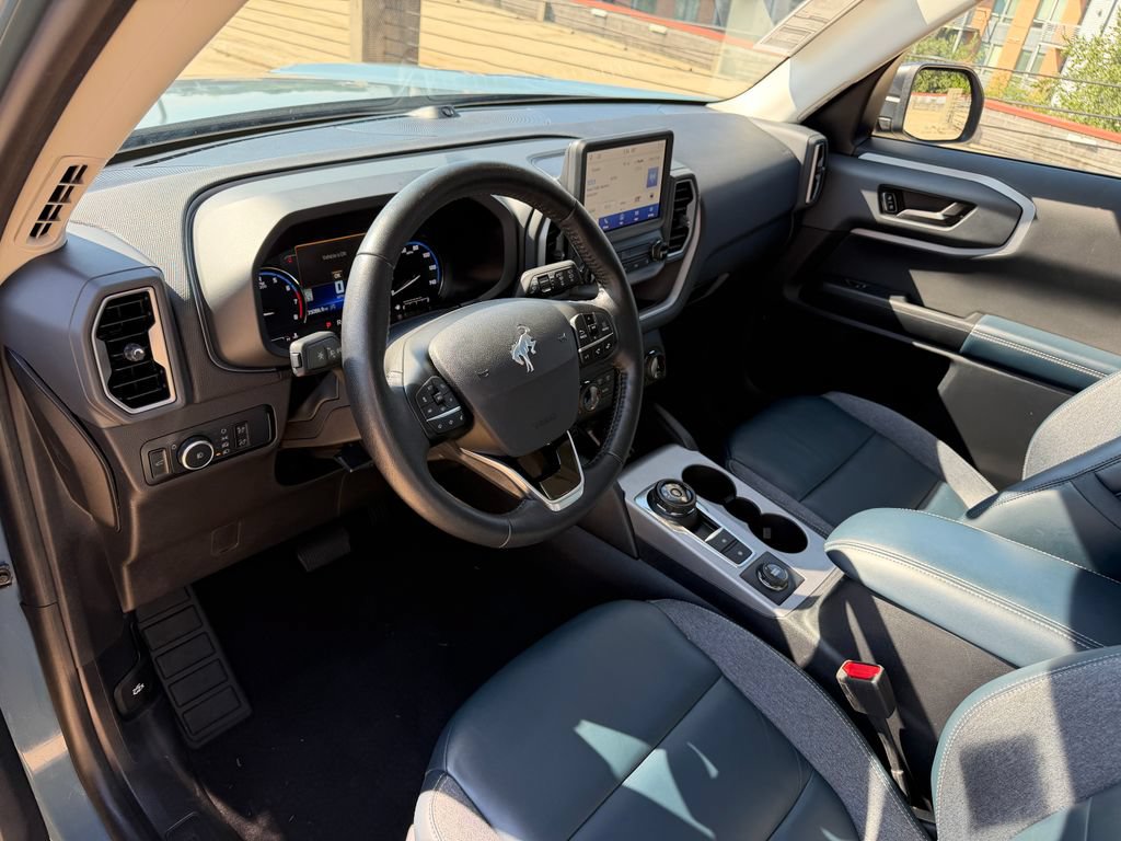 Used 2023 Ford Bronco Sport Outer Banks w/ Tech Package AWD/4WD image 8