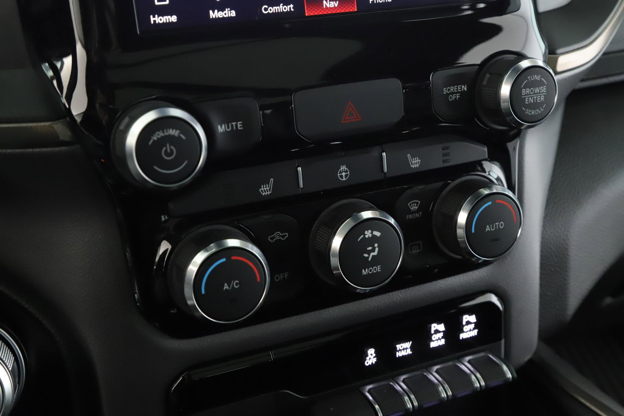 Used 2022 RAM 1500 Rebel w/ Rebel Level 2 Equipment Group AWD/4WD image 14