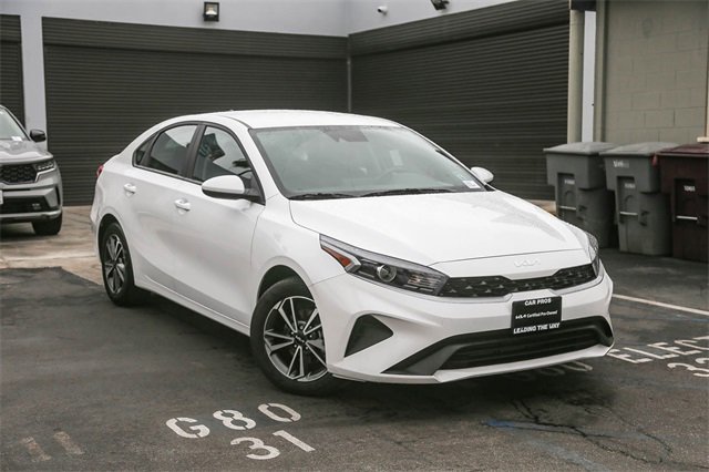 Certified 2023 Kia Forte LXS image 2