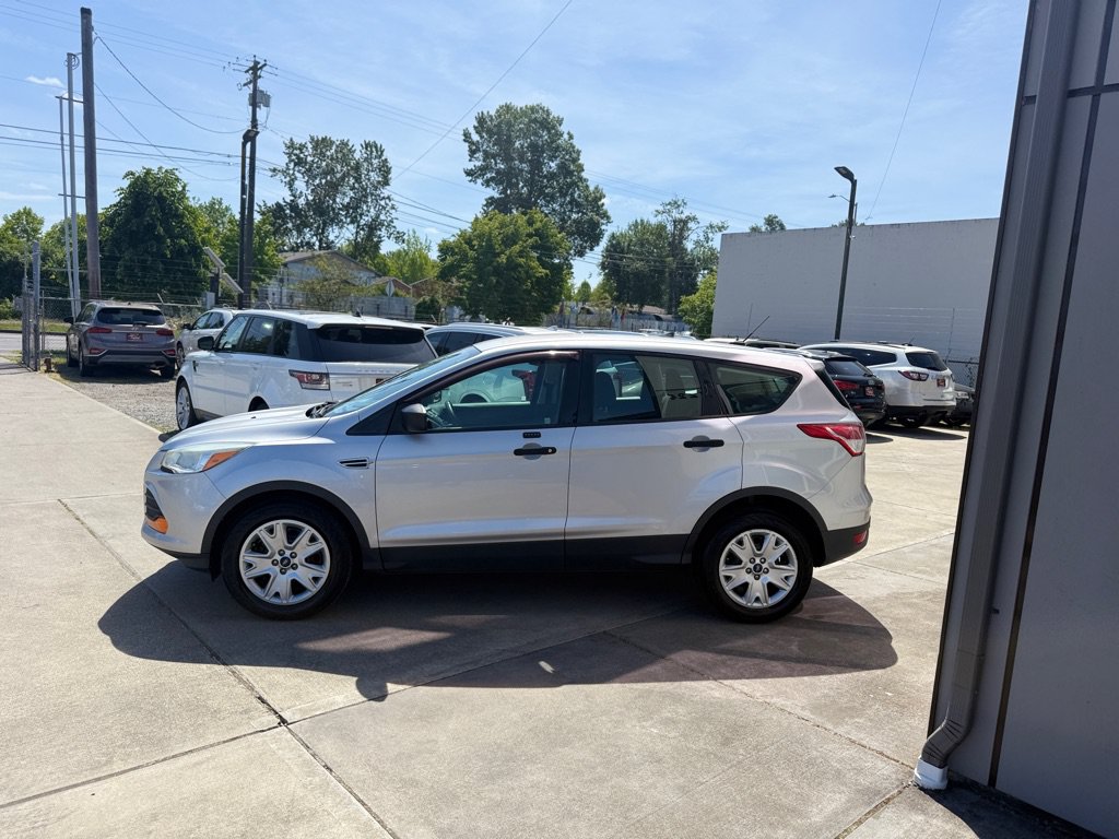 Used 2013 Ford Escape S FWD image 5