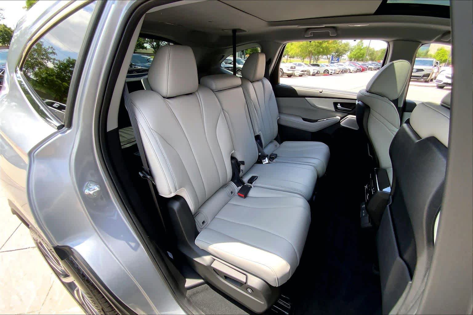 Used 2026 Acura MDX FWD w/ Technology Package image 21