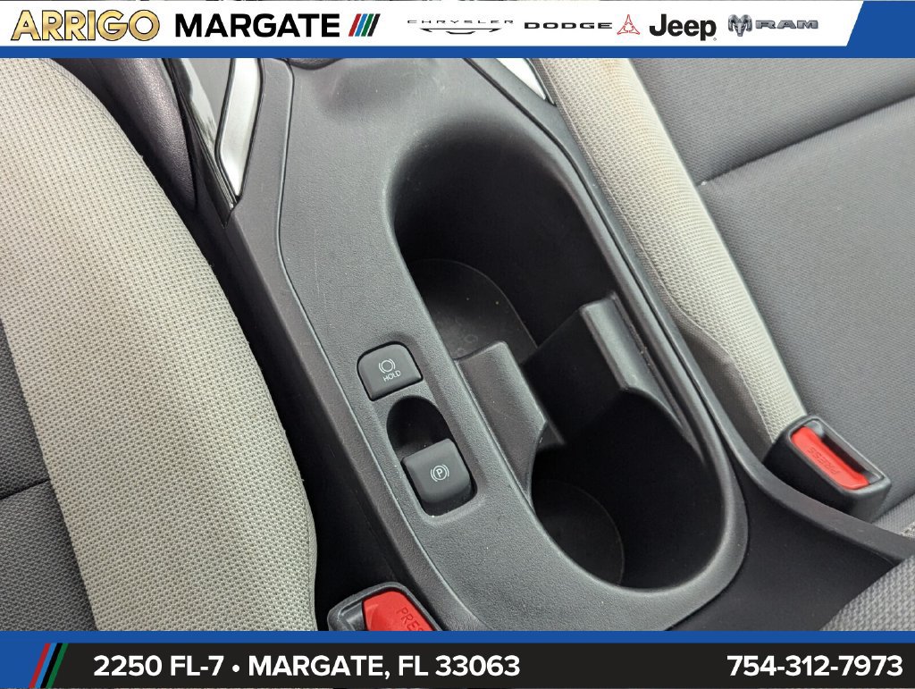 Used 2025 Toyota Corolla LE FWD image 22