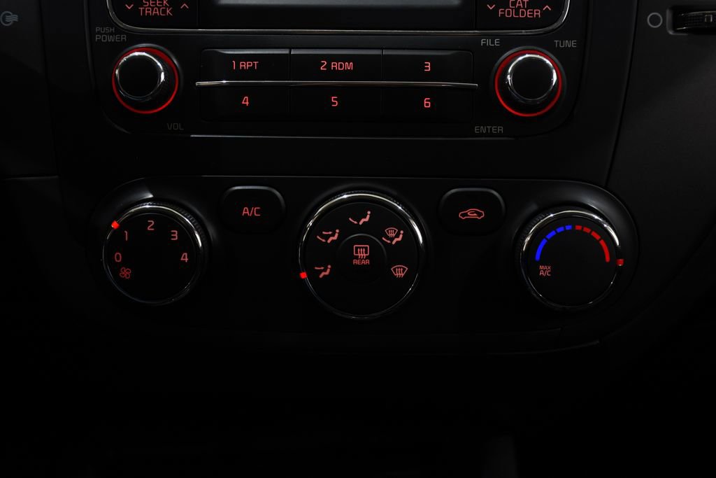 Used 2016 Kia Forte LX image 18