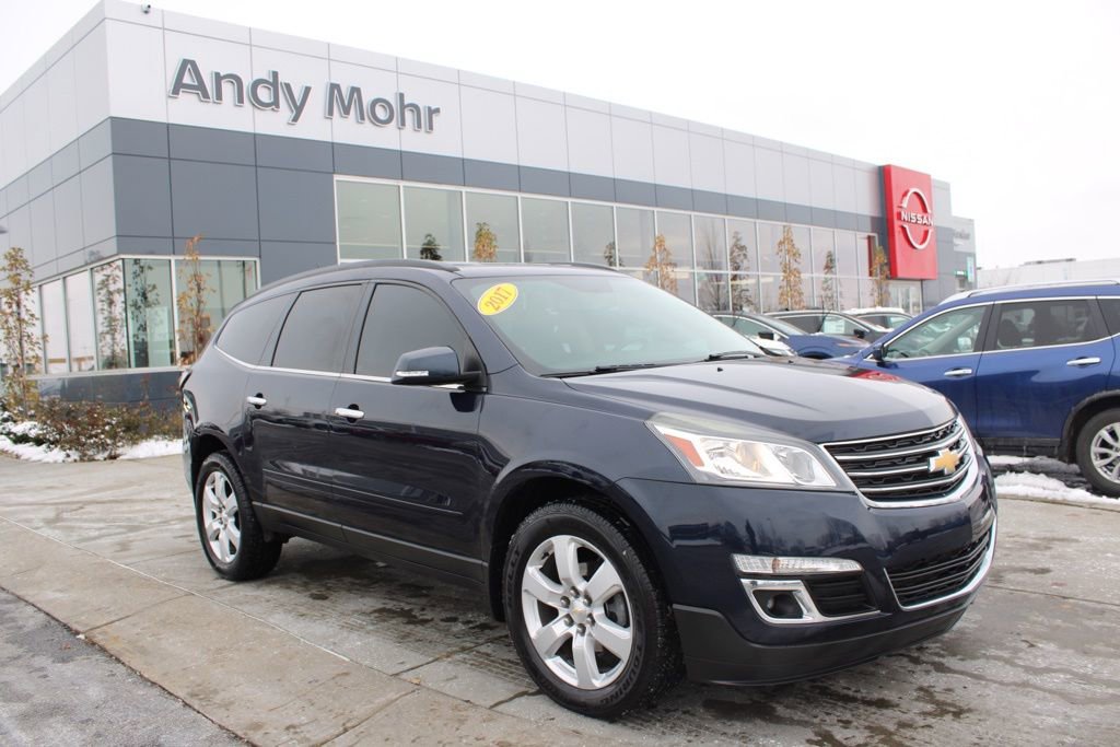 Used 2017 Chevrolet Traverse LT w/ Style and Technology Package