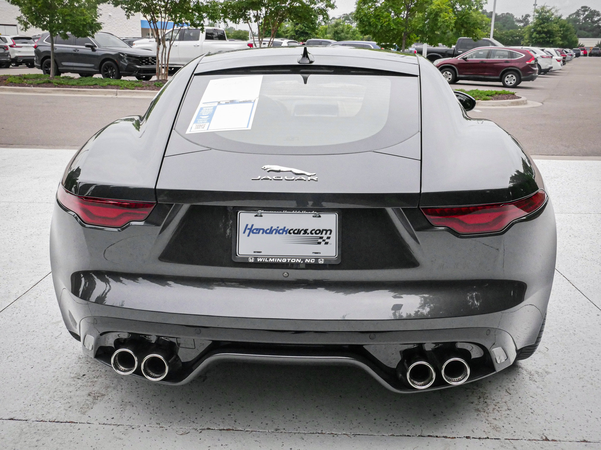 Used 2024 Jaguar F-TYPE Coupe AWD image 9