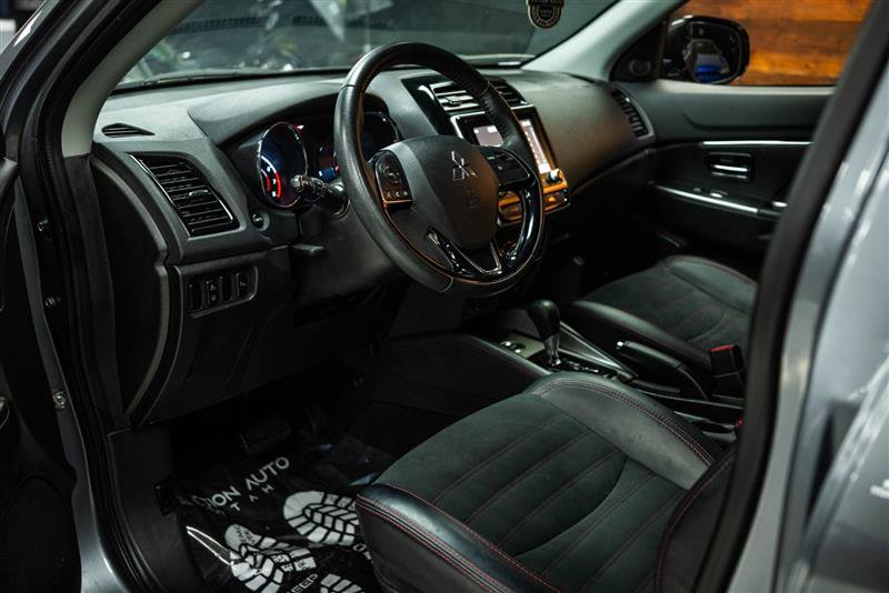 Used 2024 Mitsubishi Outlander Sport SE AWD/4WD image 8