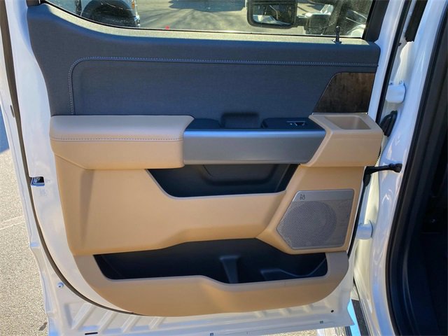 Used 2026 Ford F250 Lariat w/ Chrome Package image 10