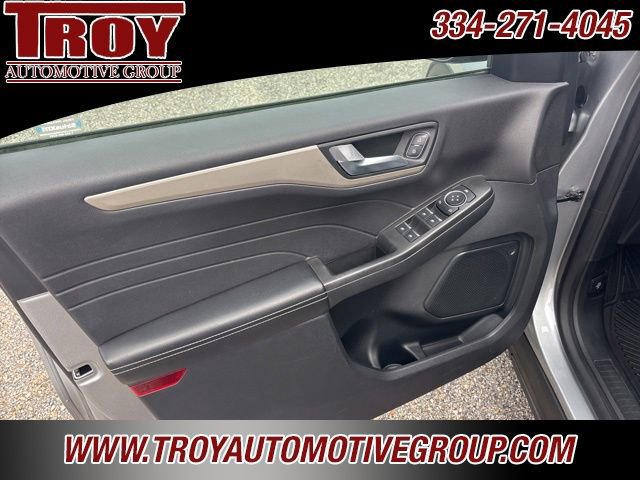 Used 2021 Ford Escape SE FWD image 33