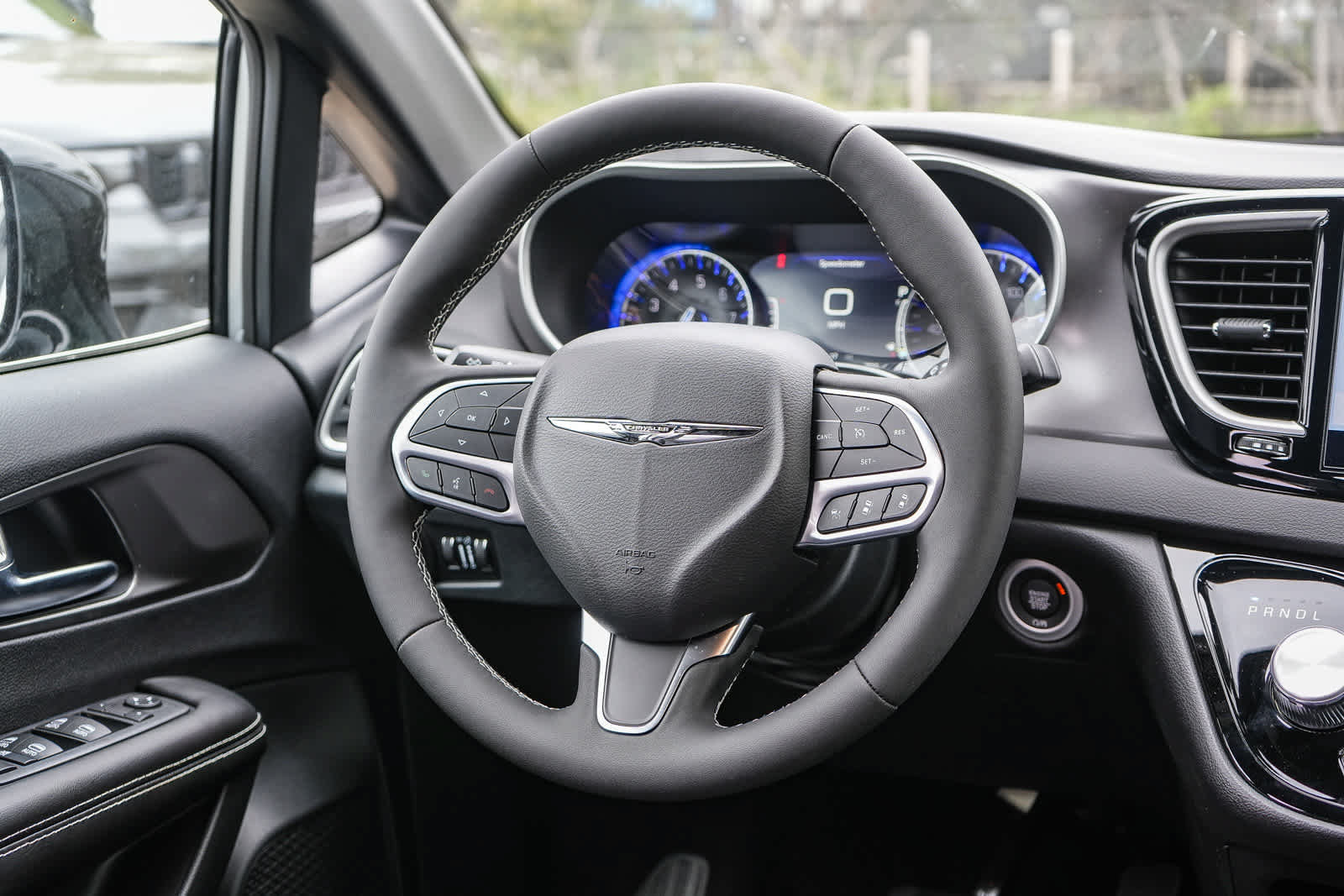 New 2026 Chrysler Voyager LX FWD image 15