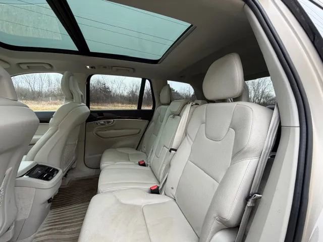 Used 2016 Volvo XC90 T6 Momentum w/ Protection Package Plus image 24