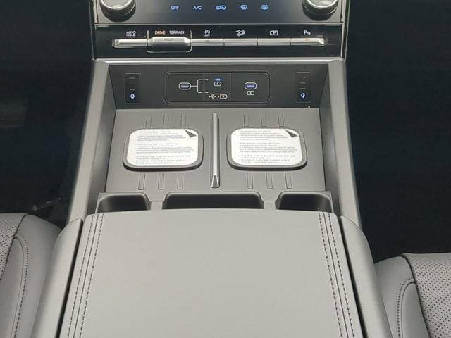 New 2026 Hyundai Santa Fe XRT w/ Tow & Go Package AWD/4WD image 17