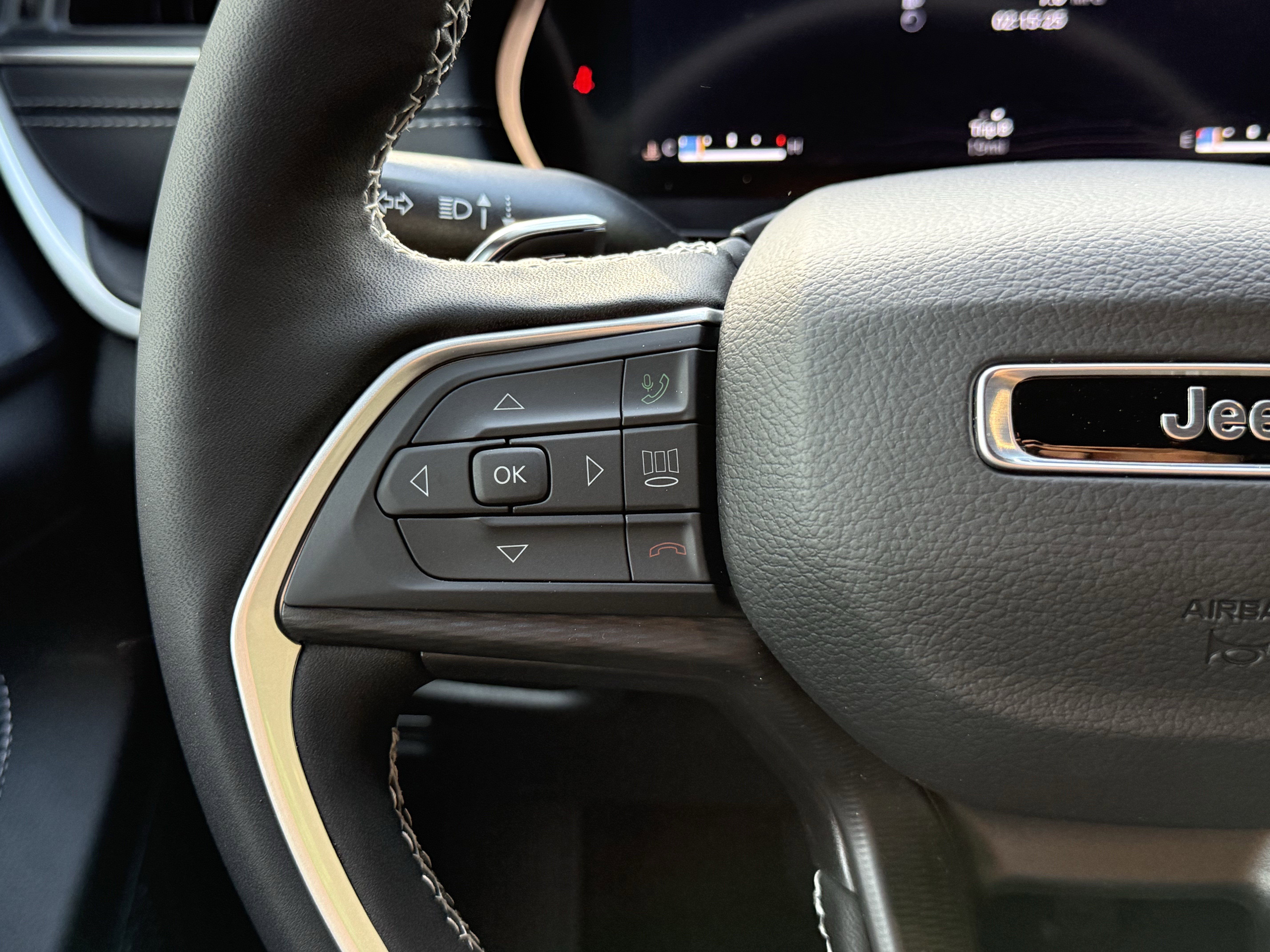 New 2025 Jeep Grand Cherokee Laredo image 20