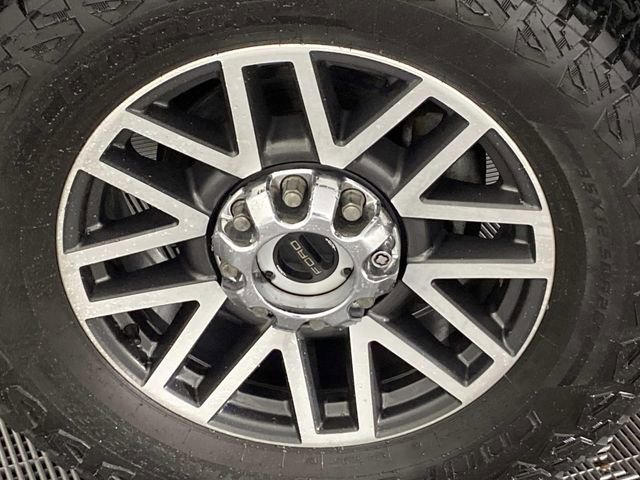 Used 2019 Ford F350 Lariat w/ Lariat Ultimate Package image 28