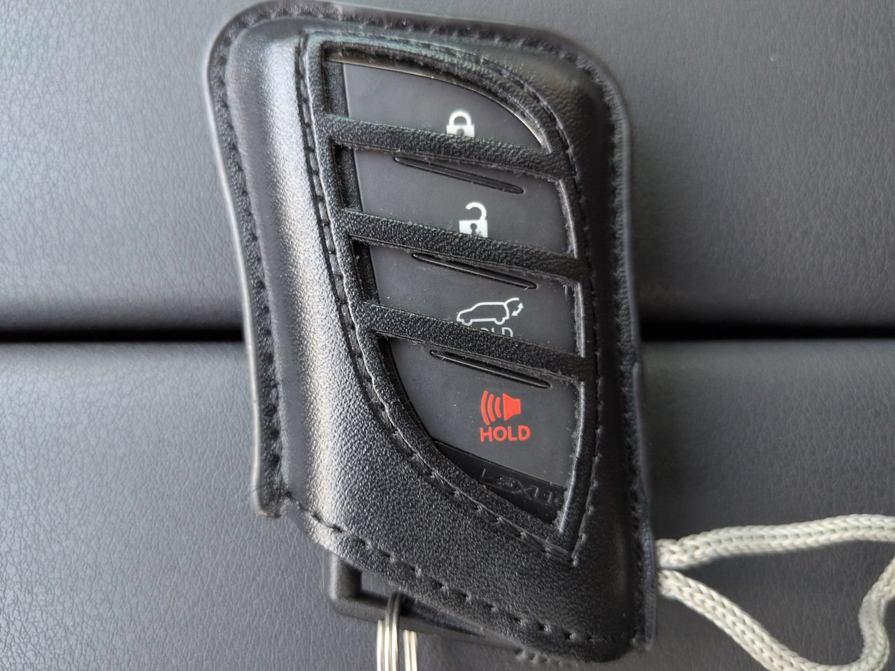 Used 2025 Lexus TX 500h AWD w/ Technology Package image 31