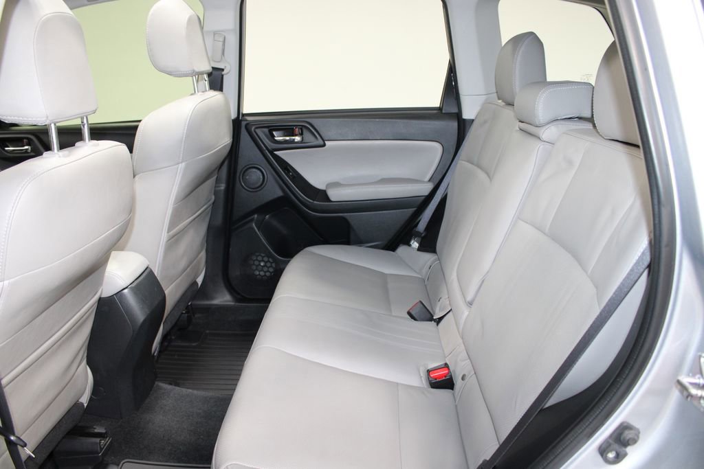 Used 2016 Subaru Forester 2.5i Touring w/ Eyesight & Navigation System AWD/4WD image 23