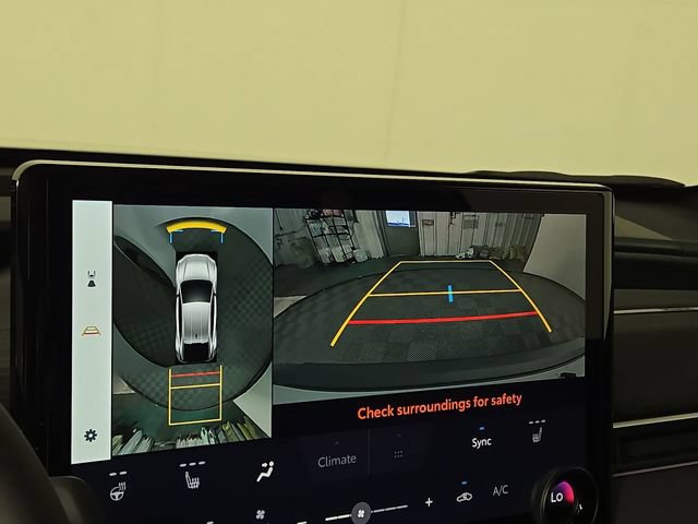 New 2026 Toyota C-HR AWD/4WD image 18