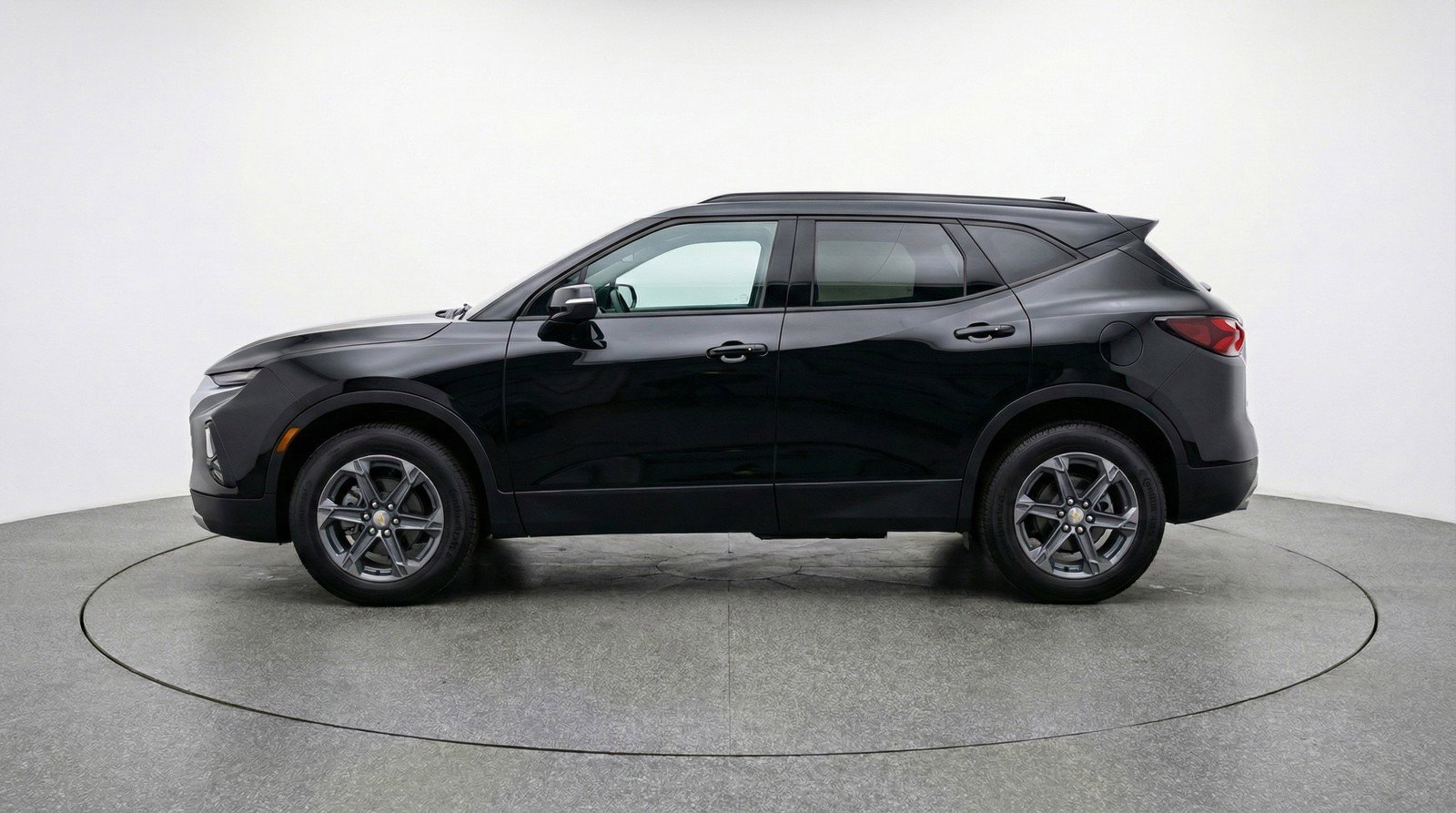 Used 2025 Chevrolet Blazer LT image 5
