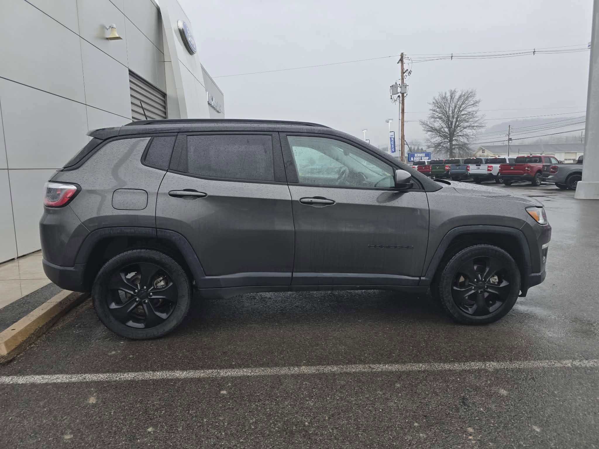 Used 2020 Jeep Compass Latitude video 2