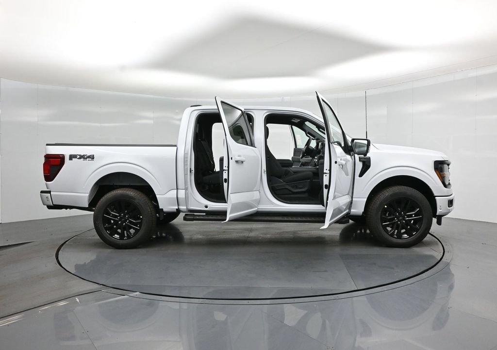 New 2026 Ford F150 XLT w/ Equipment Group 302A MID AWD/4WD image 4