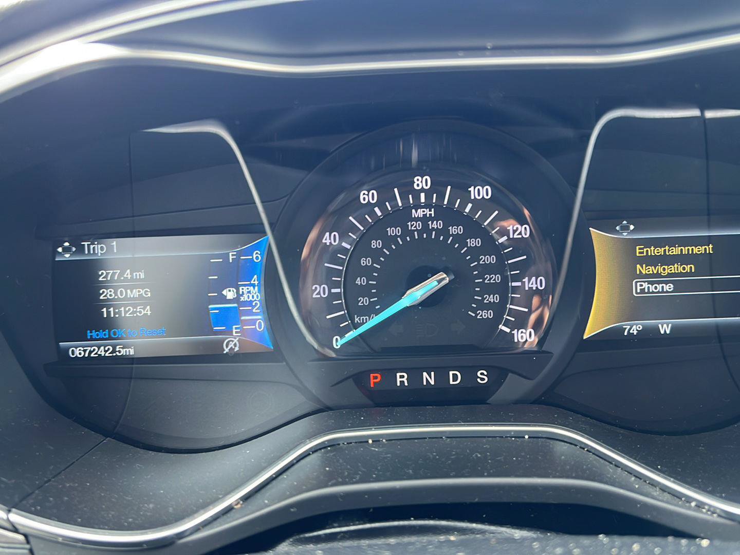 Used 2018 Ford Fusion SE w/ Fusion SE Technology Package FWD image 11