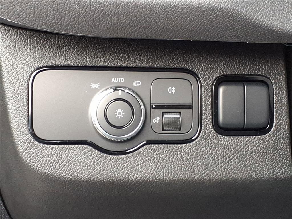 New 2025 Mercedes-Benz Sprinter 2500 image 13