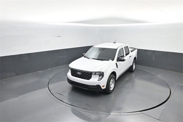 New 2025 Ford Maverick XL image 19