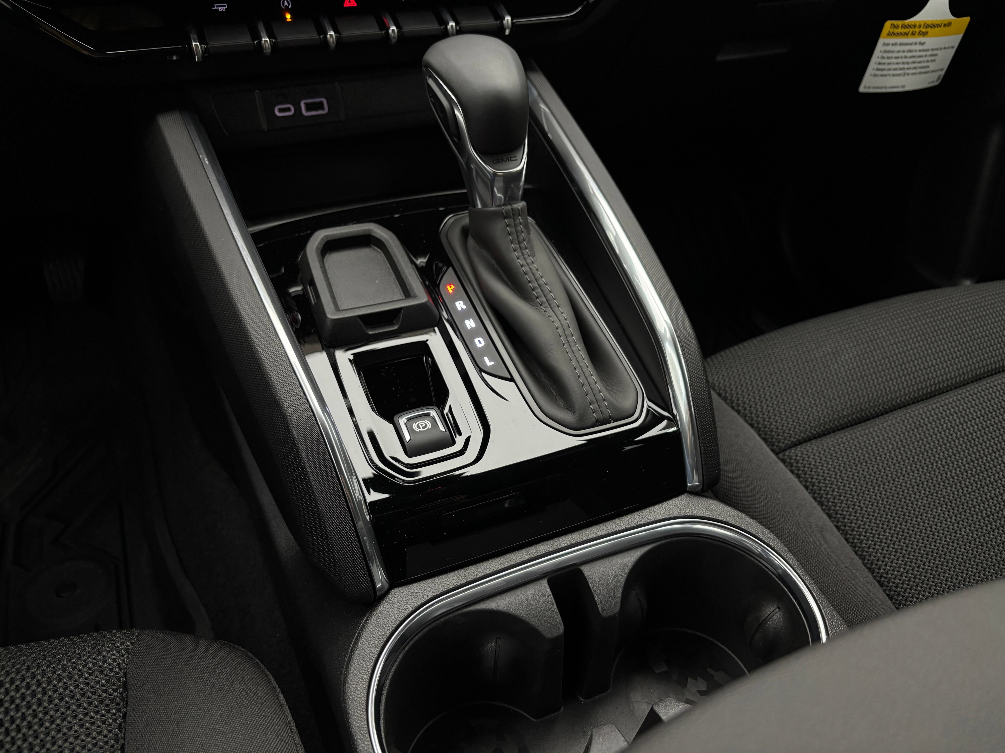 New 2026 GMC Canyon Elevation w/ Convenience Package RWD image 26