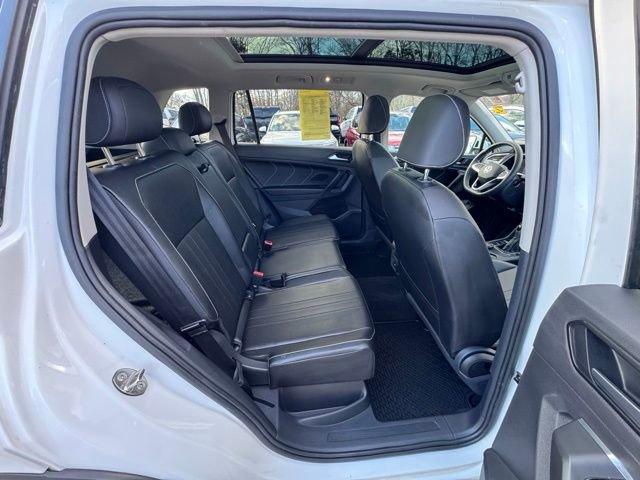 Certified 2022 Volkswagen Tiguan SE w/ Panoramic Sunroof Package image 21