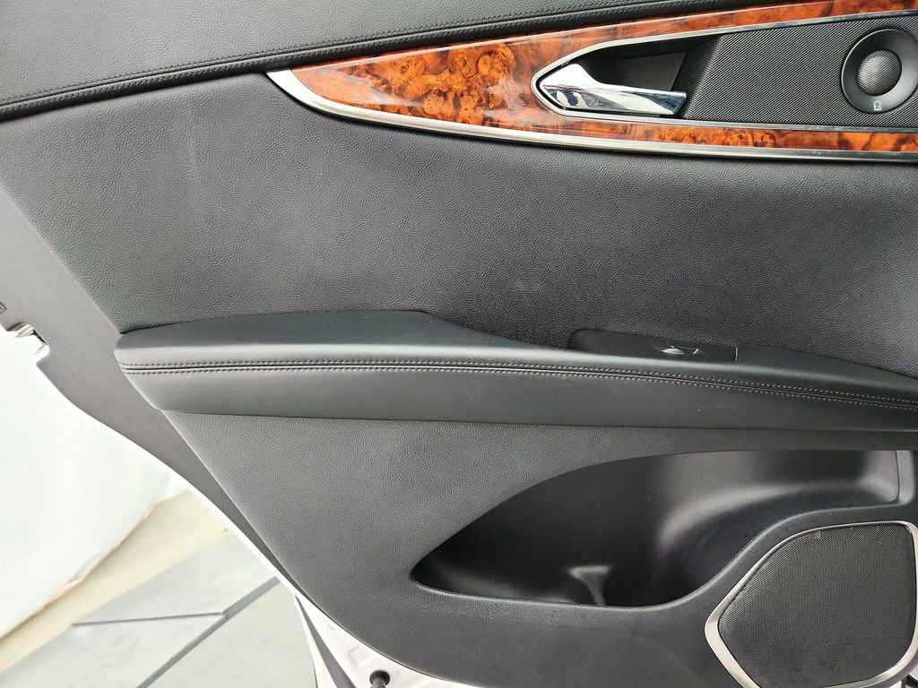 Used 2019 Lincoln Nautilus Reserve AWD/4WD image 28