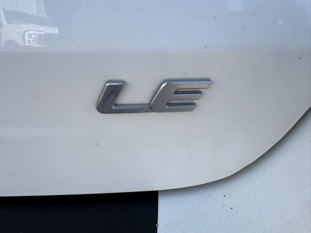 Used 2020 Toyota Sienna LE FWD image 32