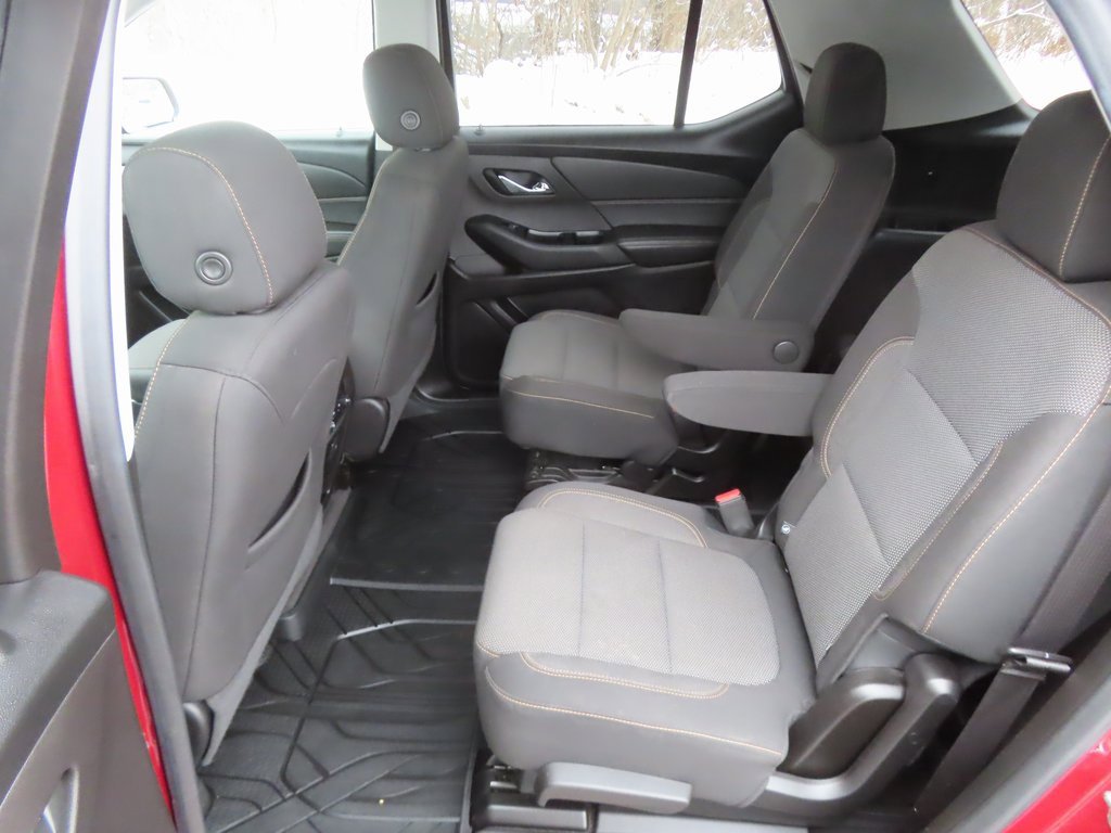 Used 2019 Chevrolet Traverse LT w/ LPO, Floor Liner Package image 30