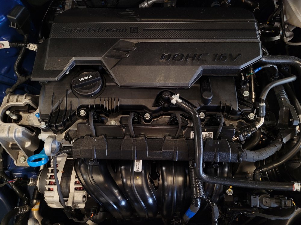Used 2025 Hyundai Elantra Sport w/ Cargo Package FWD image 30