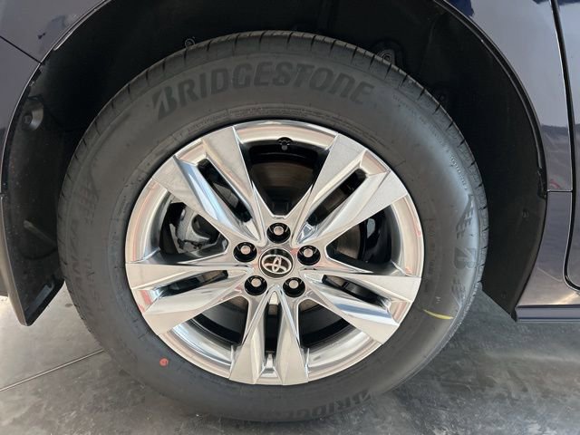 New 2026 Toyota Sienna XLE image 22