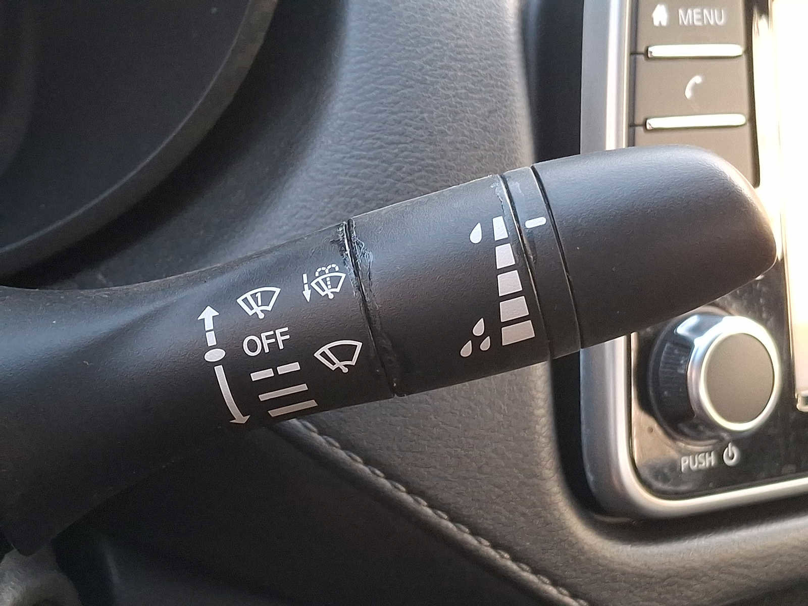 Used 2022 Nissan Versa S image 18