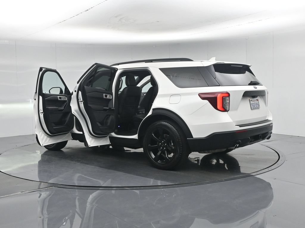Certified 2023 Ford Explorer ST-Line w/ Class IV Trailer Tow Package RWD image 37