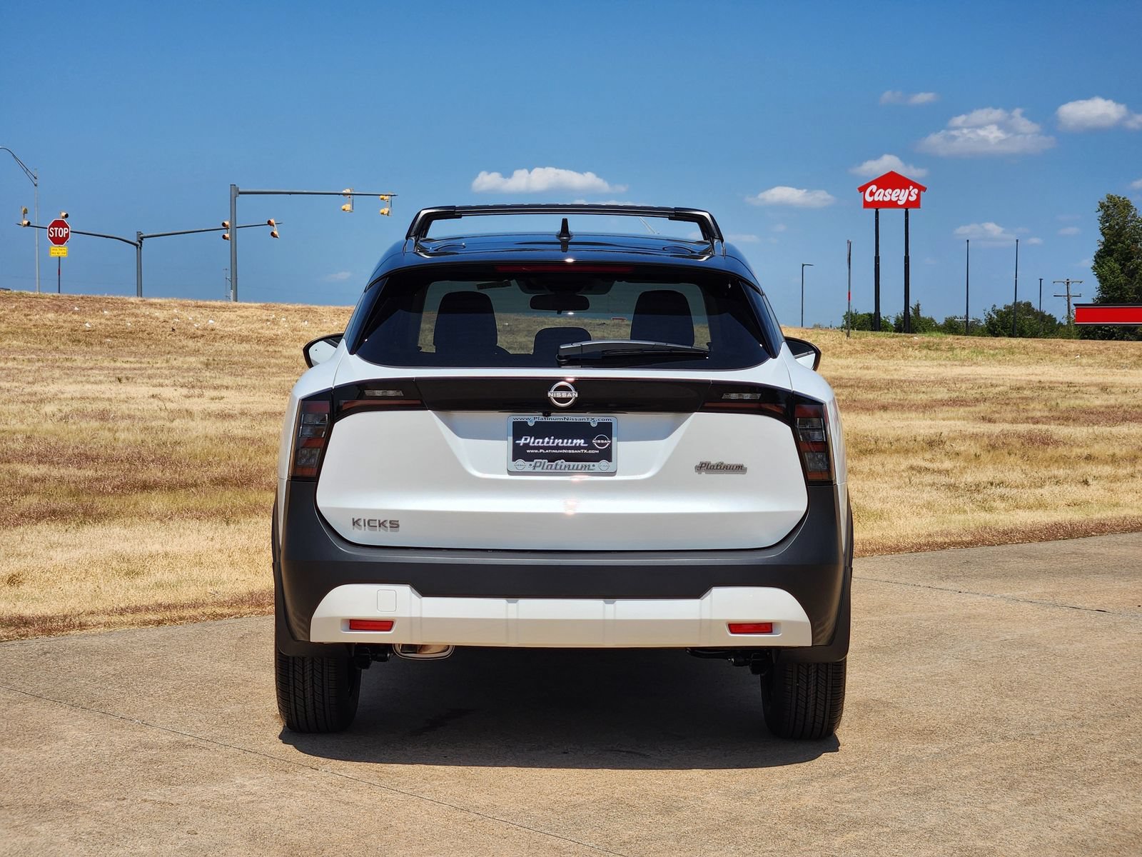 New 2027 Nissan Kicks SV FWD image 8