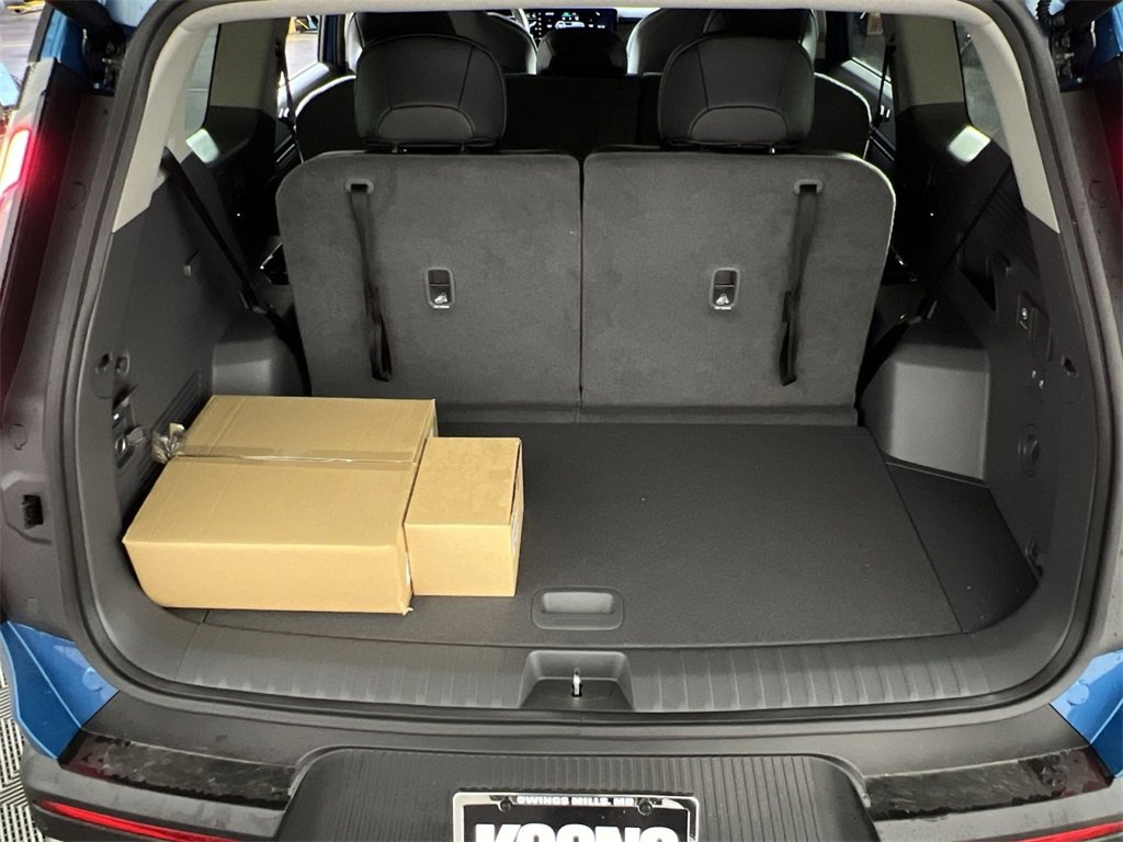 New 2026 Kia EV9 Wind image 25