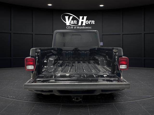 Used 2022 Jeep Gladiator Overland w/ Popular Equipment Package image 13