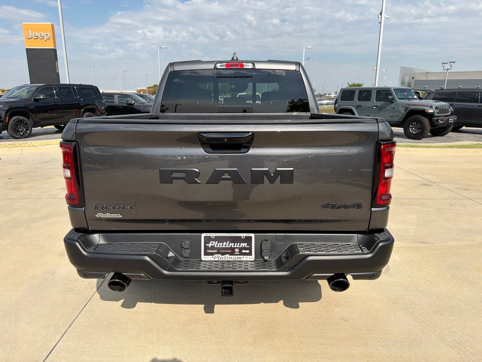 New 2027 RAM 1500 Rebel w/ Rebel Level 2 Equipment Group AWD/4WD image 4