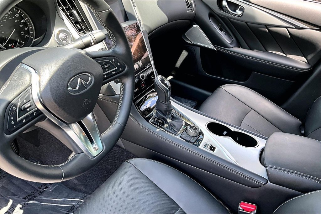 Used 2023 INFINITI Q50 Luxe w/ Cargo Package RWD image 16