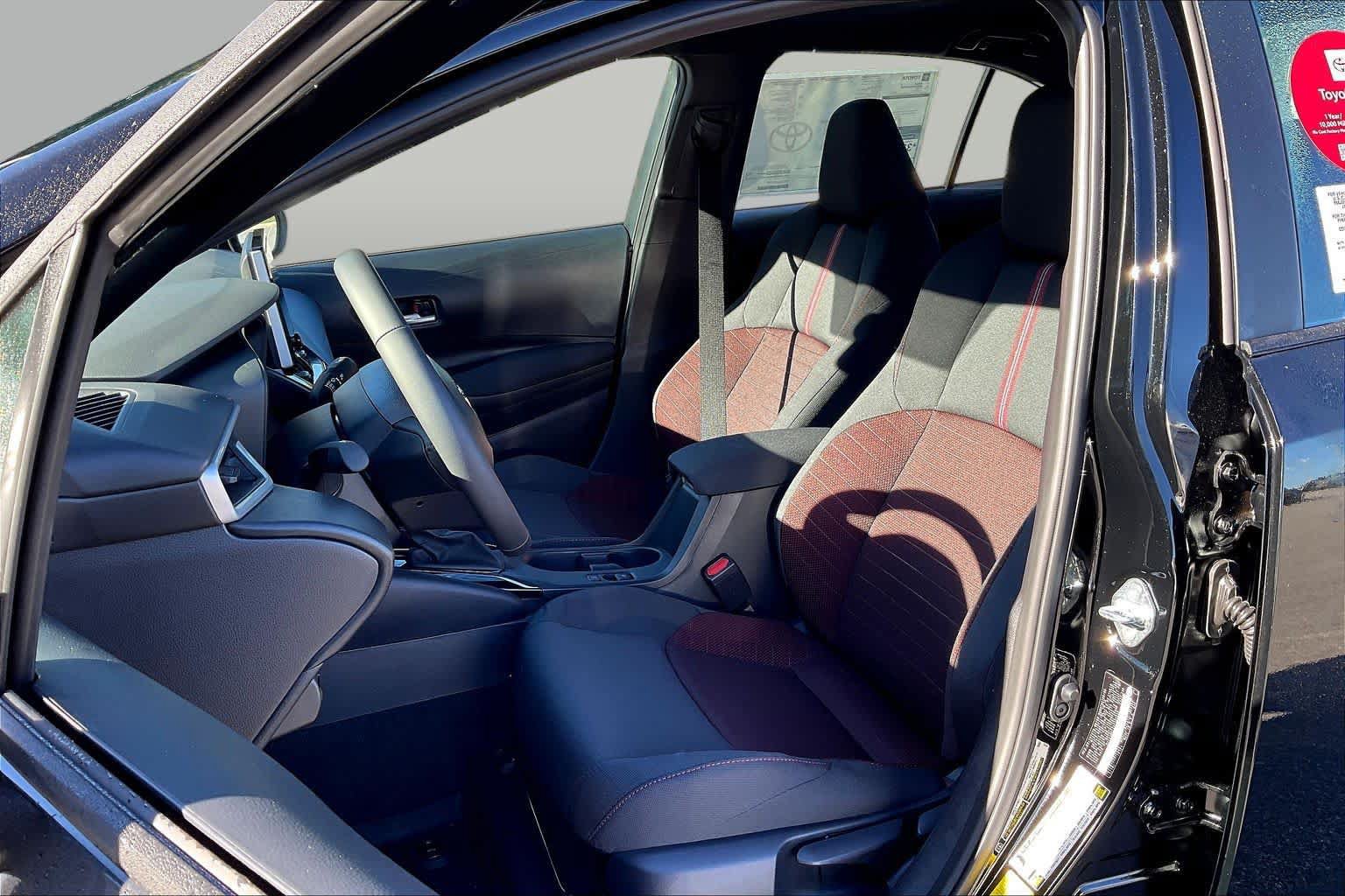 New 2027 Toyota Corolla SE FWD image 9
