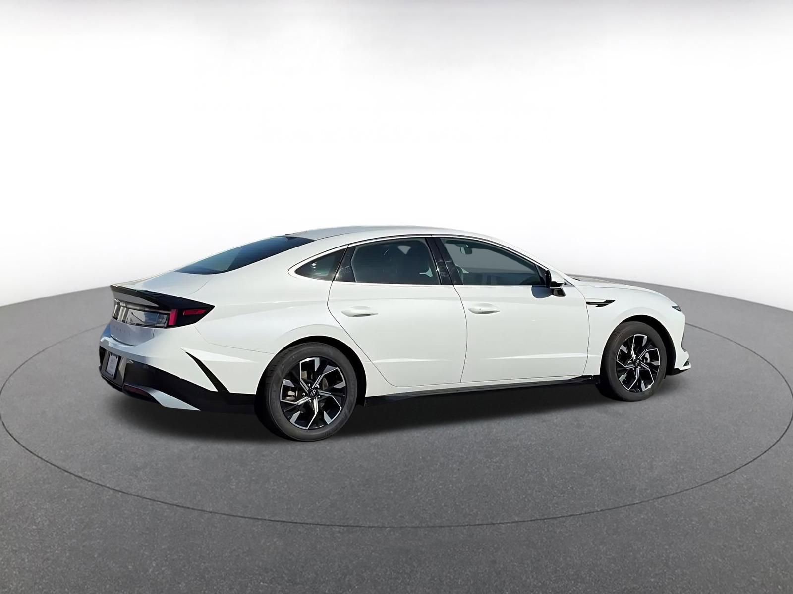 Used 2025 Hyundai Sonata SEL image 14