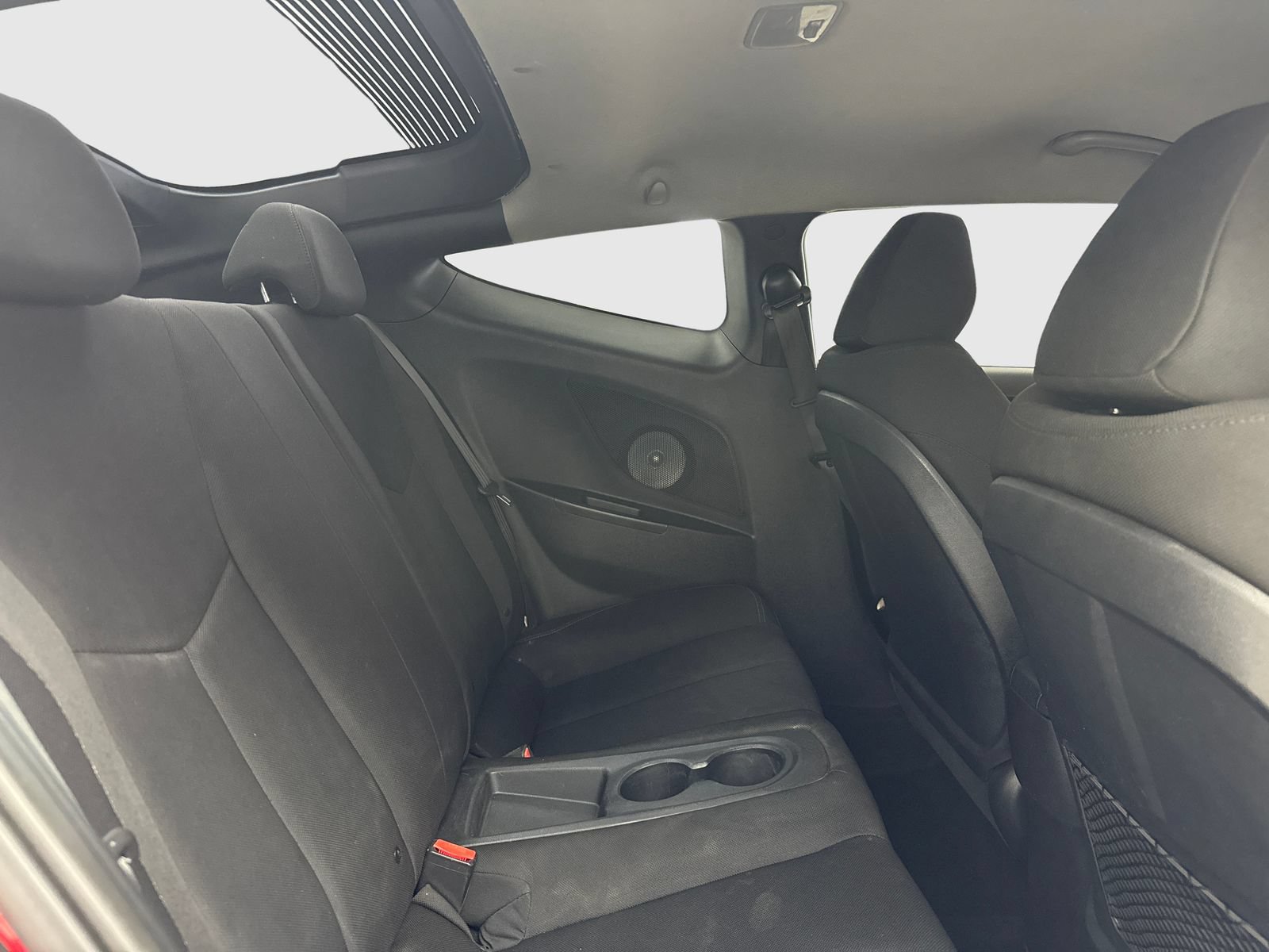 Used 2016 Hyundai Veloster FWD image 40