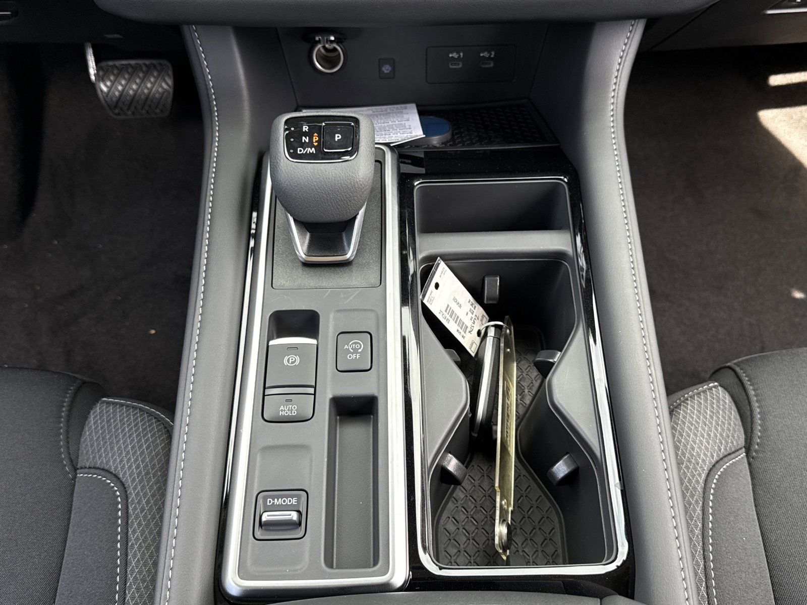 New 2026 Nissan Pathfinder SV w/ SV Premium Package FWD image 5