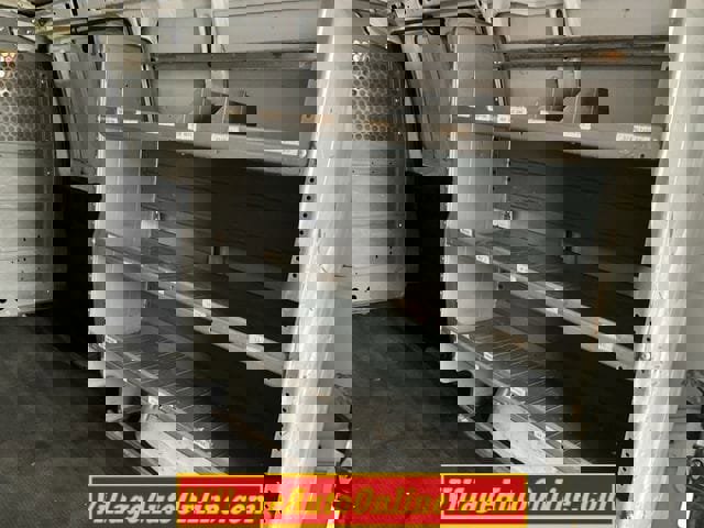 Used 2014 Chevrolet Express 2500 image 29